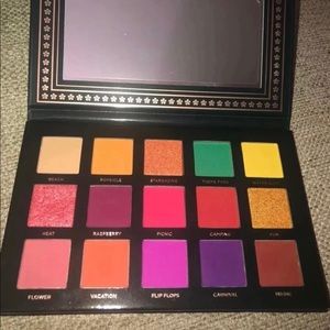 ACE beauty palette. NEW
